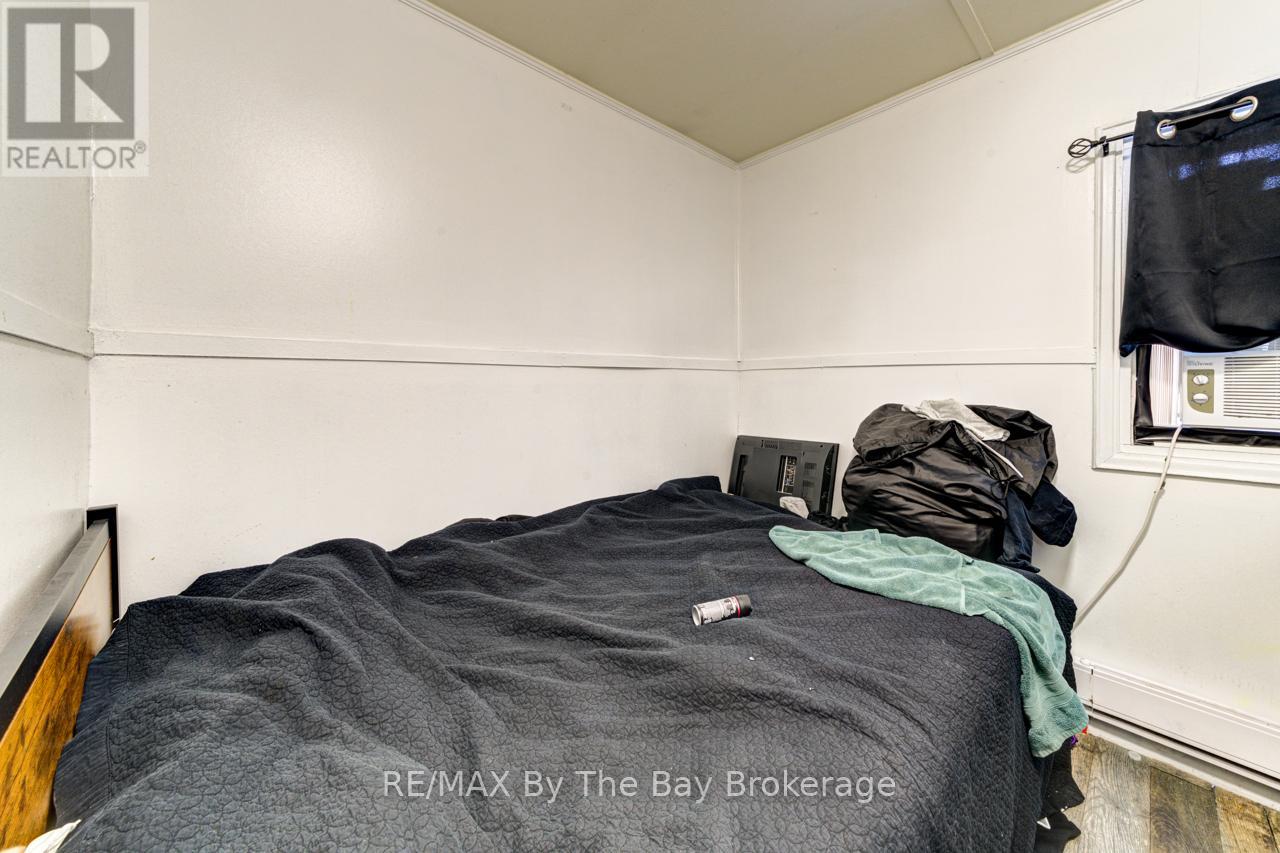 707 River Road E, Wasaga Beach, Ontario  L9Z 1M5 - Photo 7 - S11998127