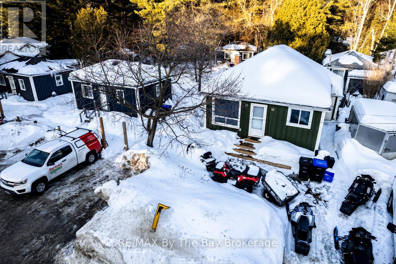 701 RIVER ROAD E, Wasaga Beach, Ontario