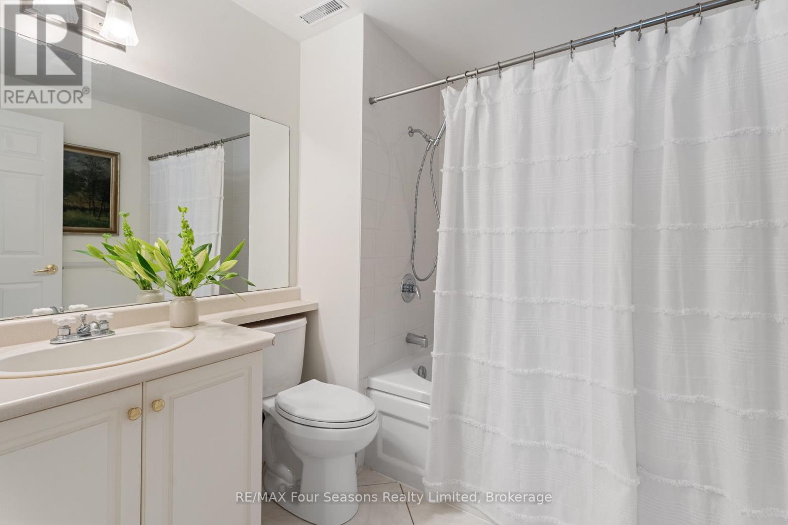 2012 - 750 Johnston Park Avenue, Collingwood, Ontario  L9Y 5C7 - Photo 12 - S11994940