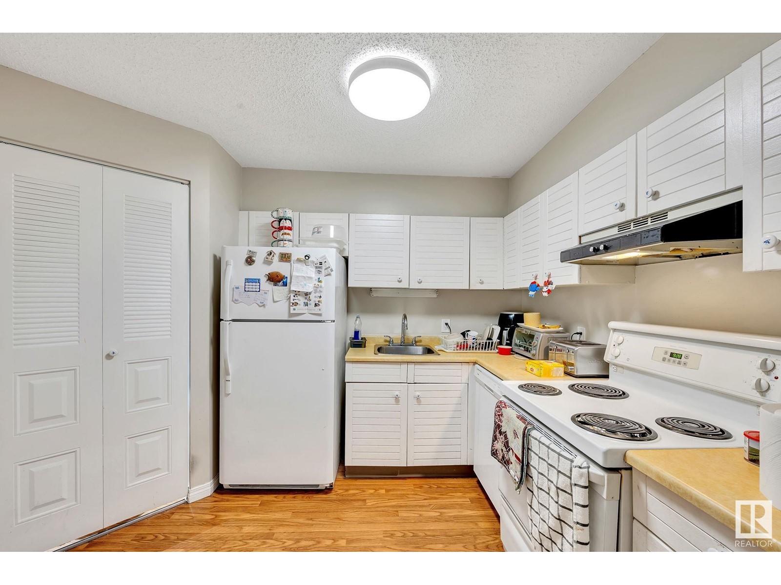 Property at #204 10149 Saskatchewan DR NW NW image 4
