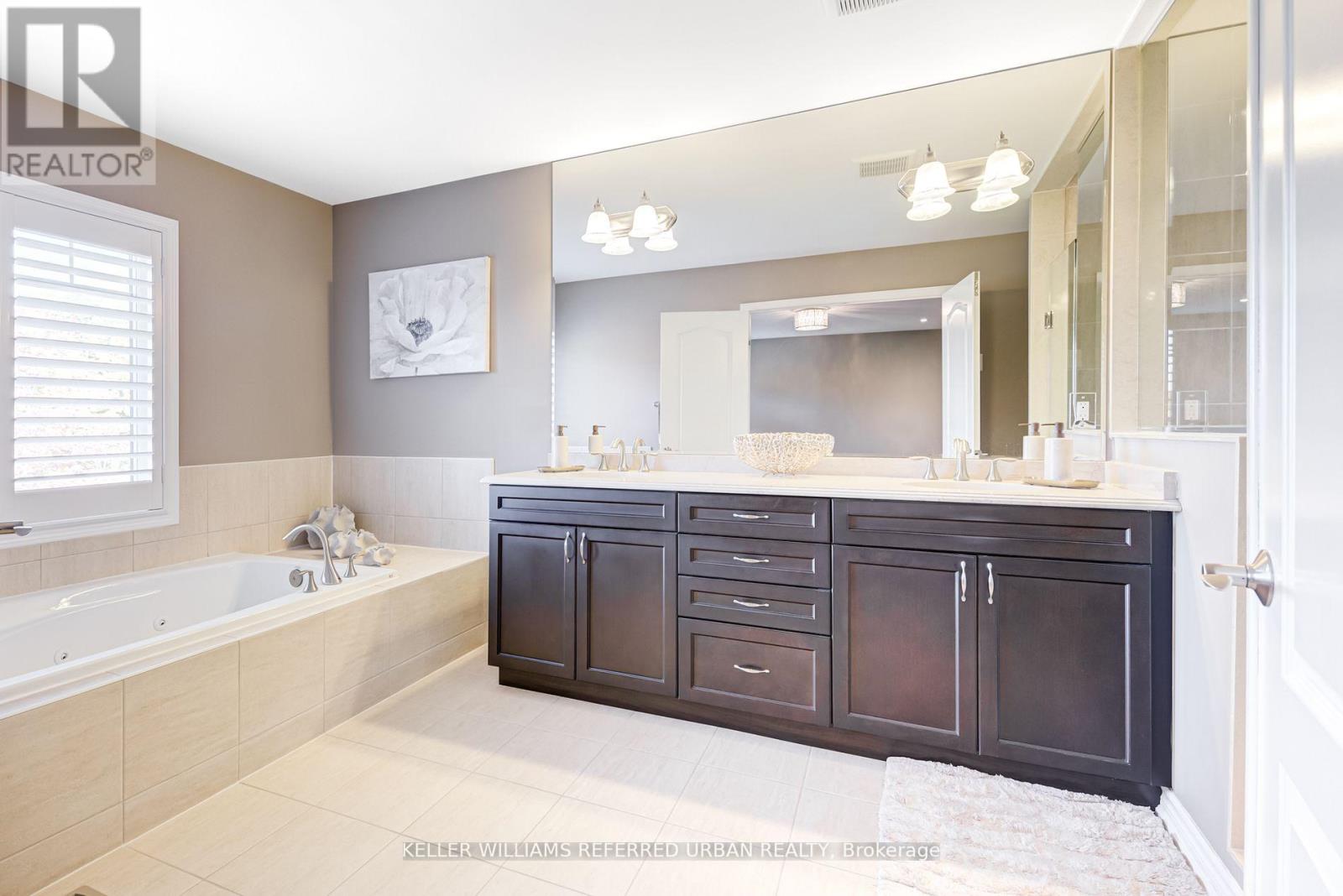 314 Seabrook Drive, Kitchener, Ontario  N2R 0G3 - Photo 17 - X11998122