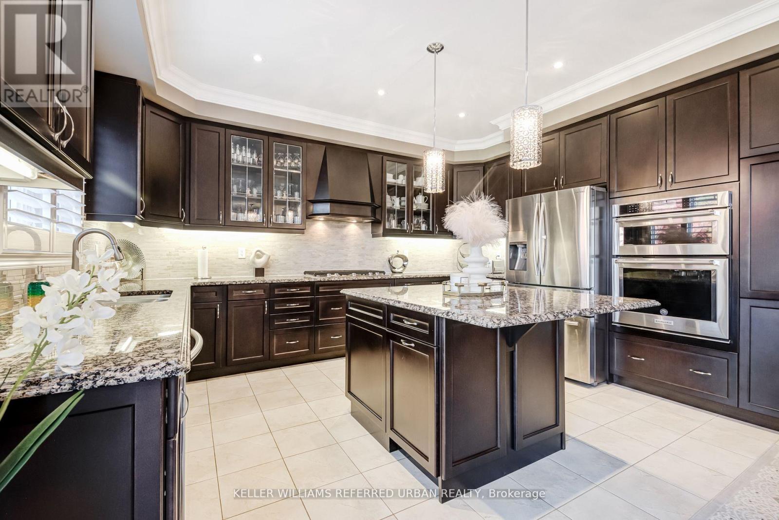 314 Seabrook Drive, Kitchener, Ontario  N2R 0G3 - Photo 9 - X11998122