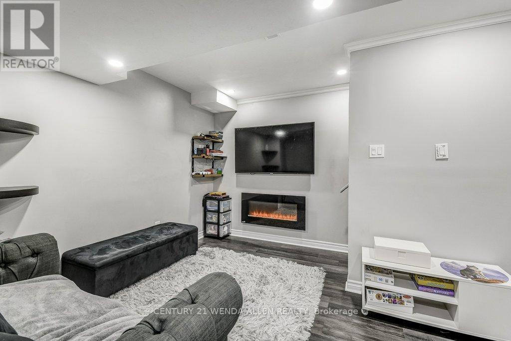 8 - 215 Dundas Street E, Hamilton, Ontario  L8B 0X2 - Photo 36 - X11998125