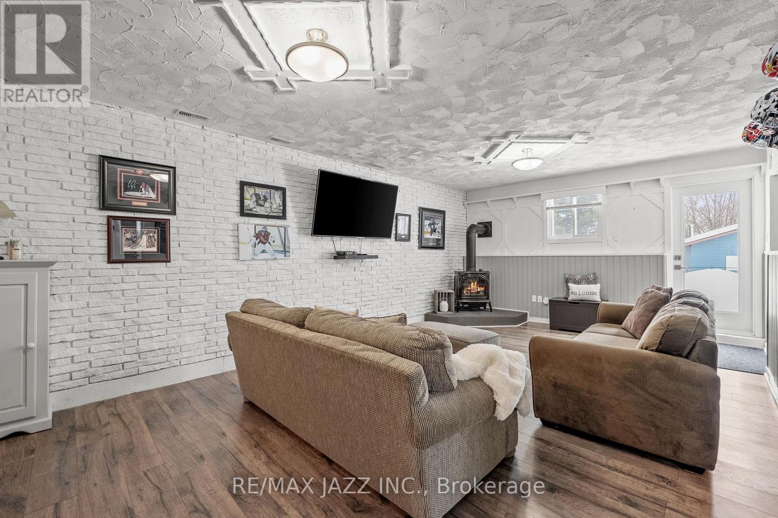 12 Manvers Drive, Kawartha Lakes (Janetville), Ontario  K9V 4R4 - Photo 19 - X11998235