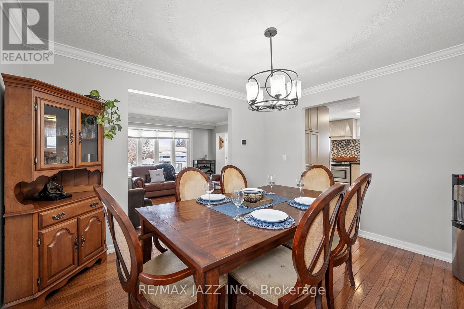 12 Manvers Drive, Kawartha Lakes (Janetville), Ontario  K9V 4R4 - Photo 6 - X11998235
