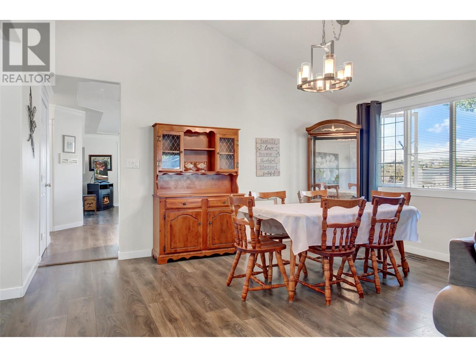 Property at 1400 14 Avenue Unit# 73 image 4