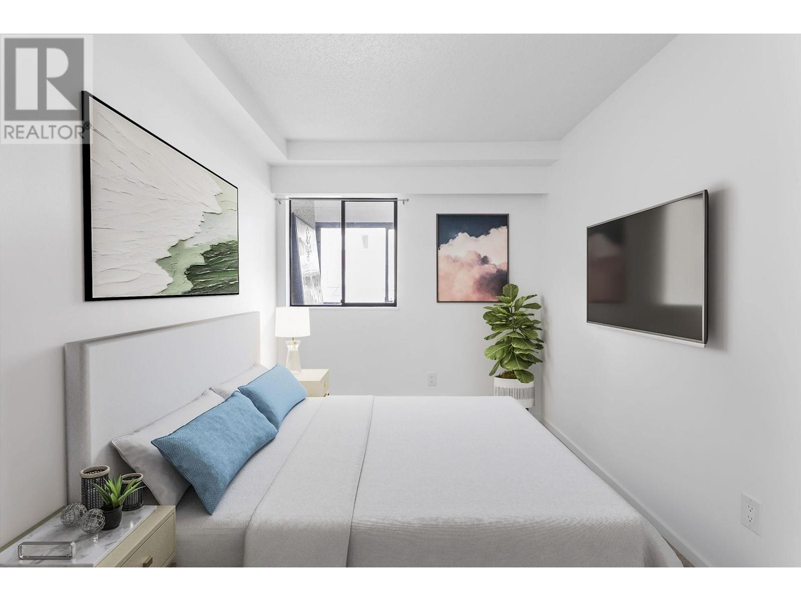 304 330 E 1st Street, North Vancouver, British Columbia  V7L 1B5 - Photo 4 - R2972661