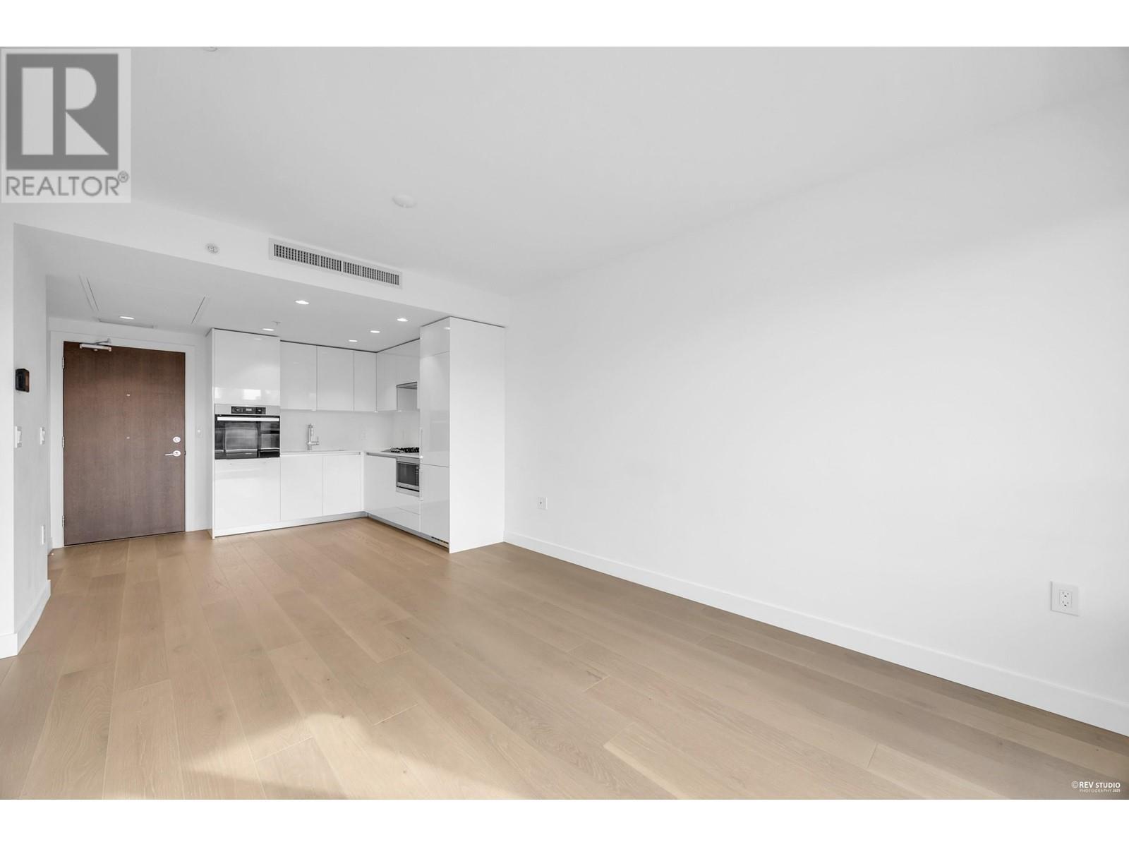 Listing Picture 12 of 34 : 509 5788 GILBERT ROAD, Richmond / 烈治文 - 魯藝地產 Yvonne Lu Group - MLS Medallion Club Member