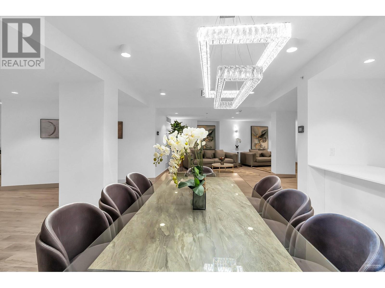 Listing Picture 24 of 34 : 509 5788 GILBERT ROAD, Richmond / 烈治文 - 魯藝地產 Yvonne Lu Group - MLS Medallion Club Member