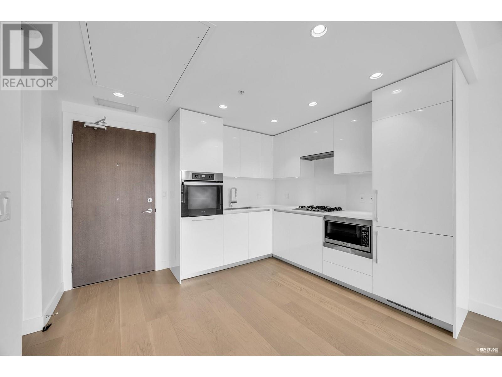 Listing Picture 8 of 34 : 509 5788 GILBERT ROAD, Richmond / 烈治文 - 魯藝地產 Yvonne Lu Group - MLS Medallion Club Member