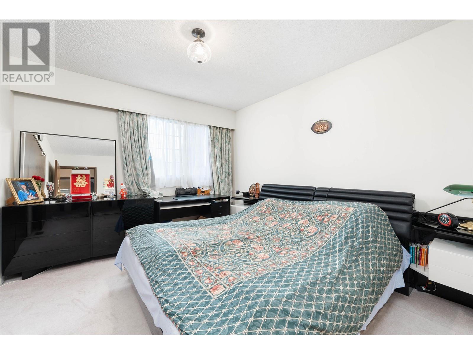 Listing Picture 10 of 16 : 9637 FRANCIS ROAD, Richmond / 烈治文 - 魯藝地產 Yvonne Lu Group - MLS Medallion Club Member