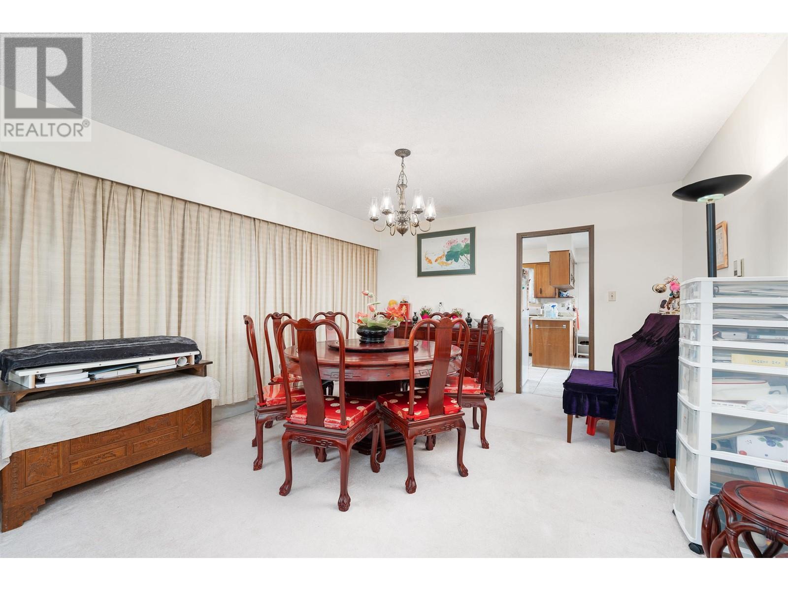 Listing Picture 4 of 16 : 9637 FRANCIS ROAD, Richmond / 烈治文 - 魯藝地產 Yvonne Lu Group - MLS Medallion Club Member