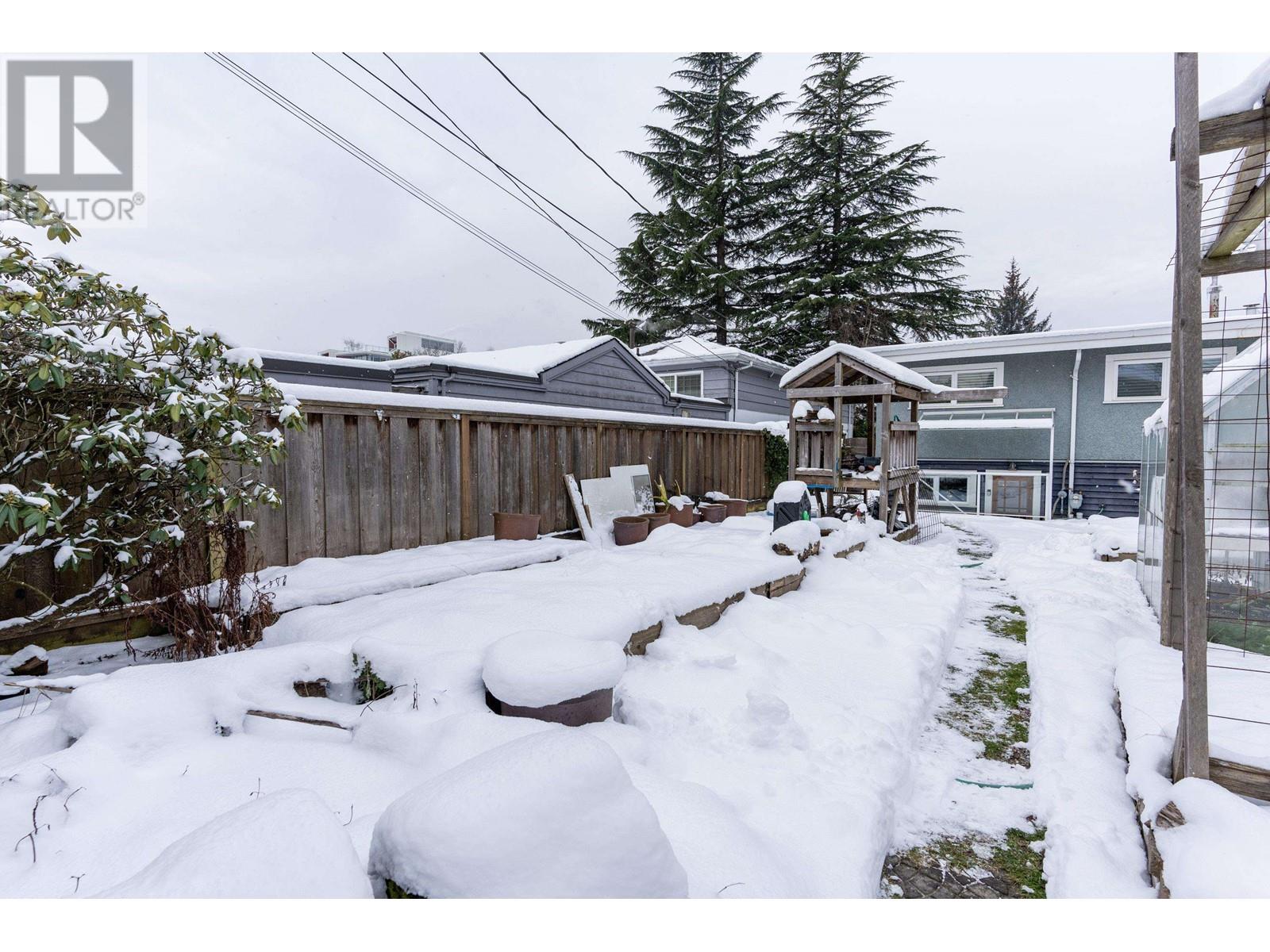 5570 Baillie Street, Vancouver, British Columbia  V5Z 3M8 - Photo 32 - R2963105
