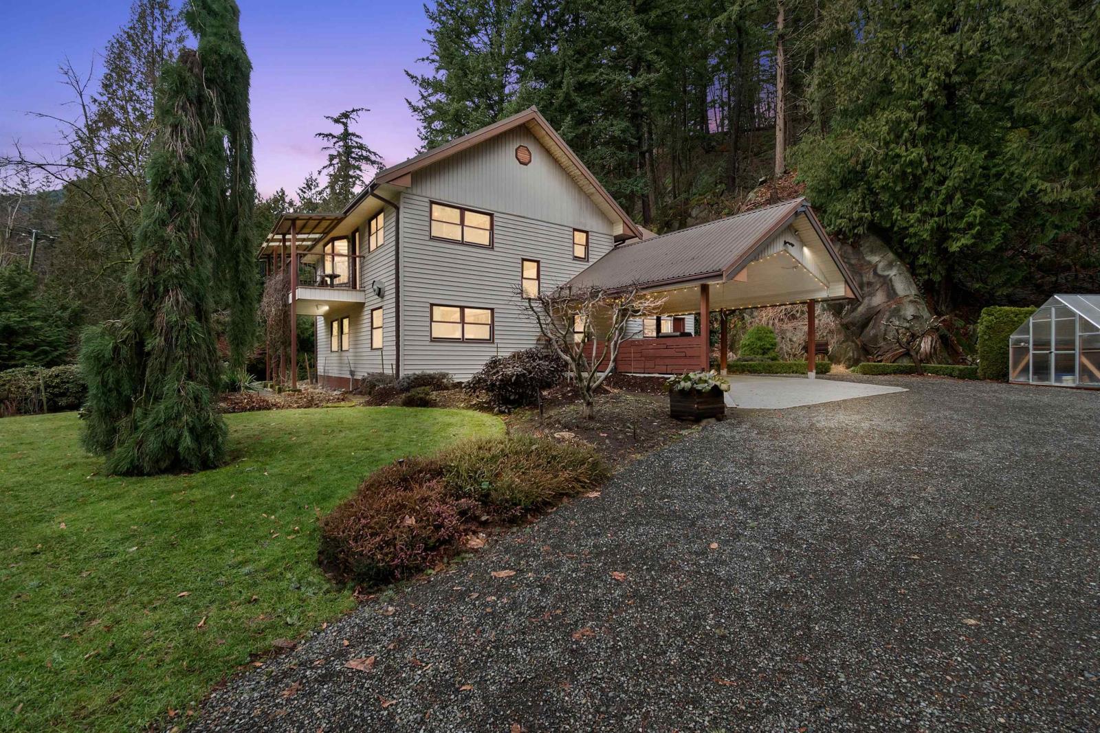 3048 Hot Springs Road, Agassiz, Agassiz, British Columbia  V0M 1A3 - Photo 5 - R2971327