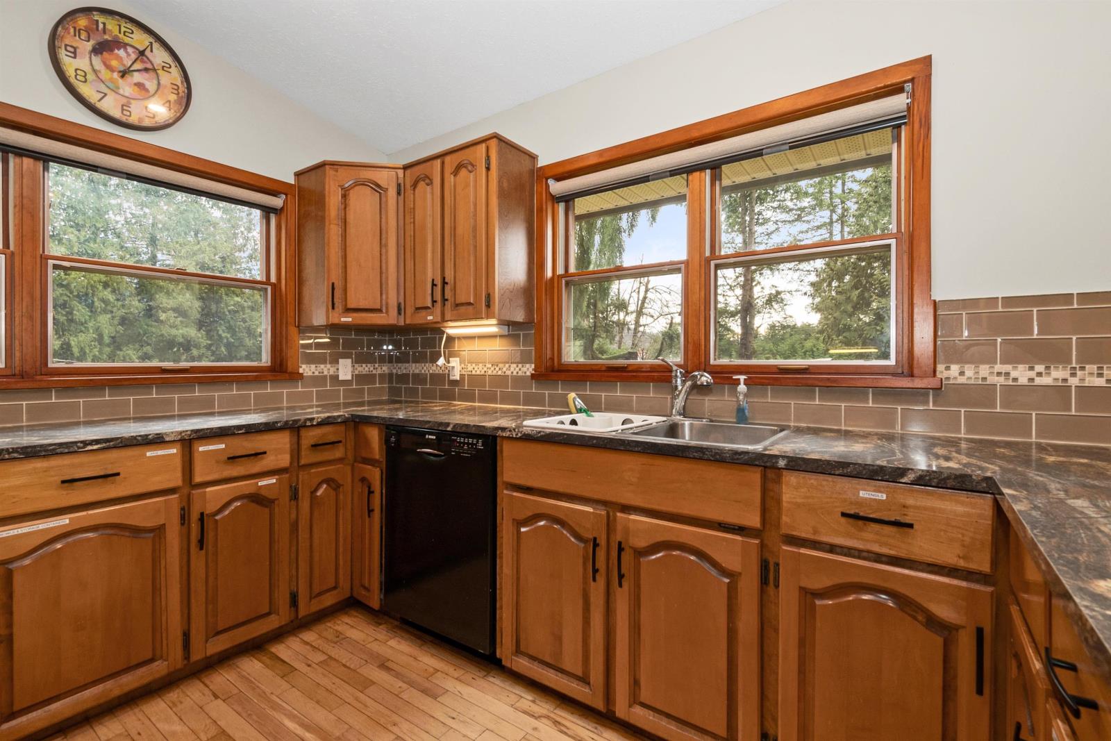 3048 Hot Springs Road, Agassiz, Agassiz, British Columbia  V0M 1A3 - Photo 8 - R2971327