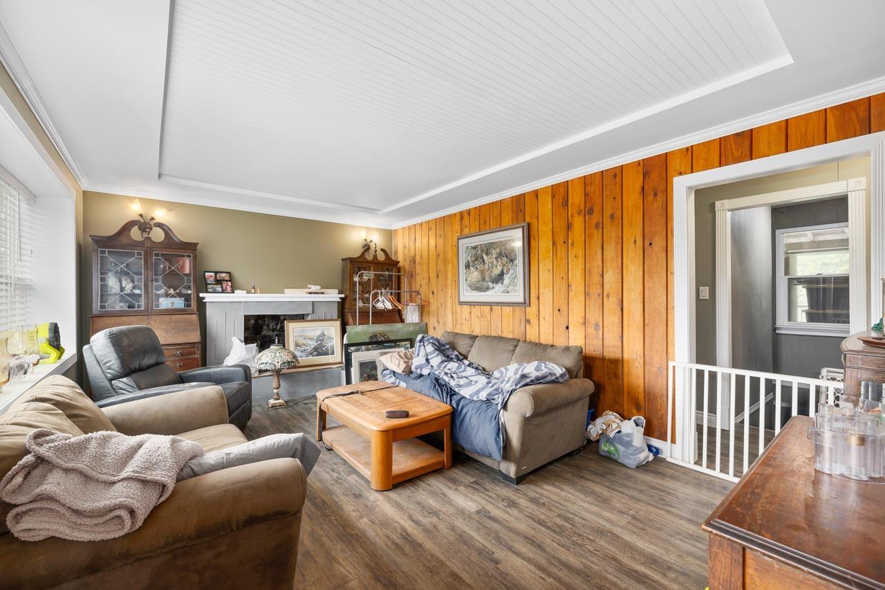 Property at 42095 HUSBAND ROAD image 5