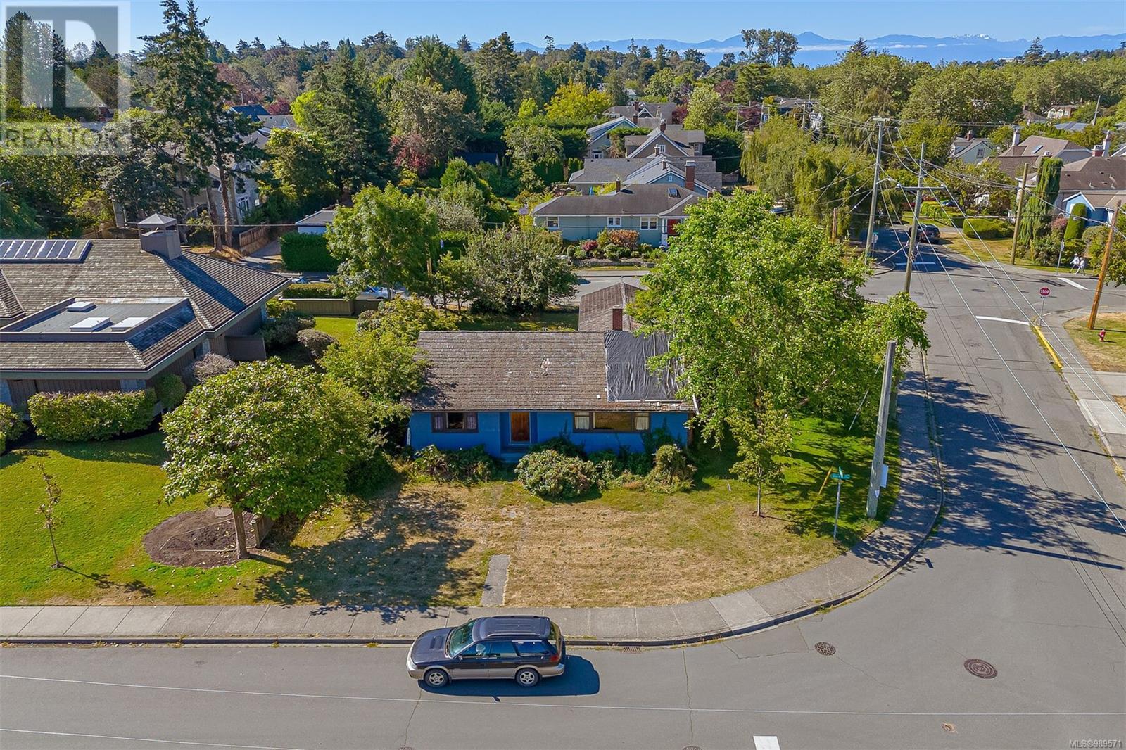 Property at 2409 Currie Rd image 3