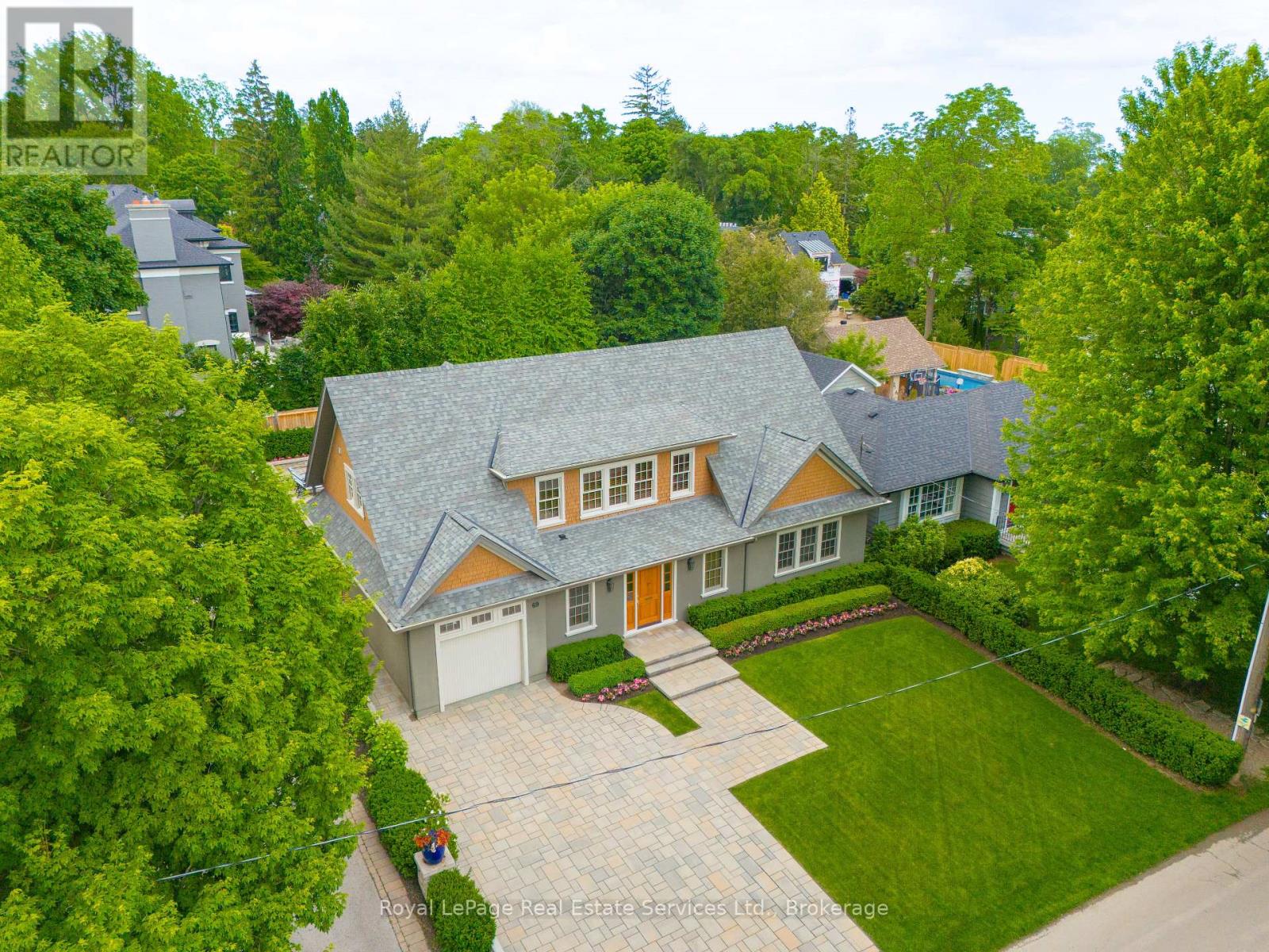 Property at 69 ALLAN STREET image 3