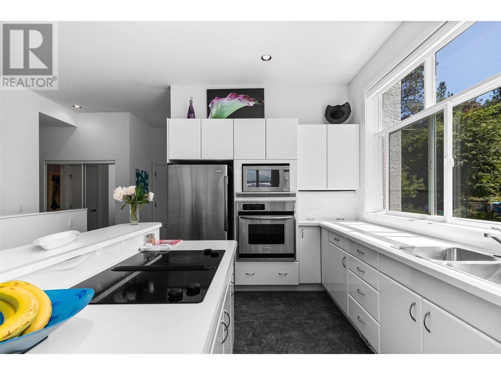 16980 Coral Beach Road, Lake Country, British Columbia  V4V 1B9 - Photo 19 - 10337293
