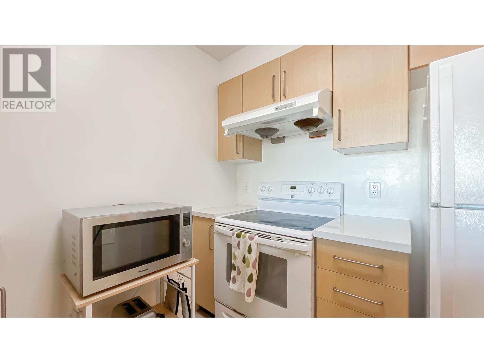 Listing Picture 11 of 26 : 606 5380 OBEN STREET, Vancouver / 溫哥華 - 魯藝地產 Yvonne Lu Group - MLS Medallion Club Member