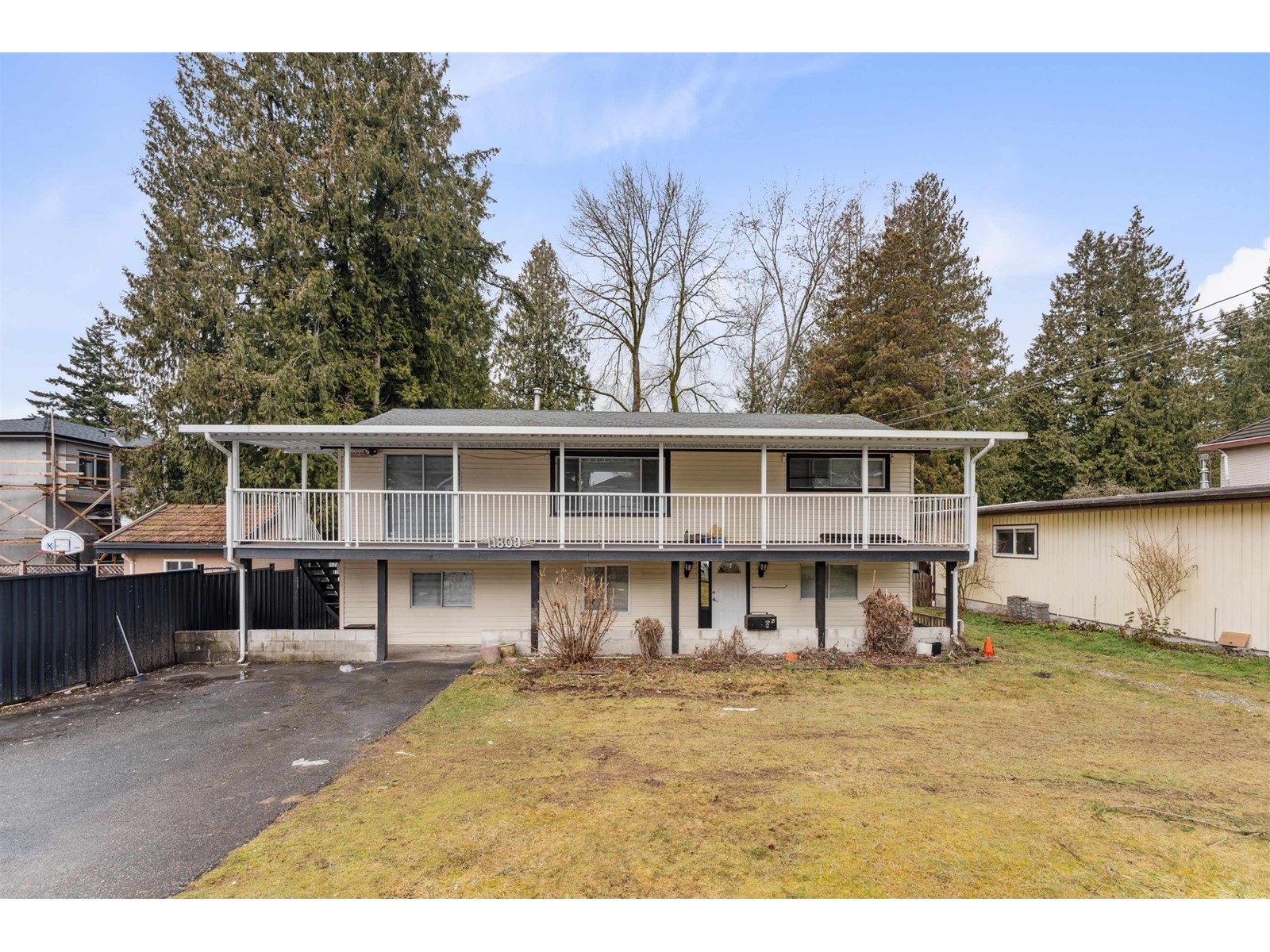 Property at 11803 96A AVENUE image 1