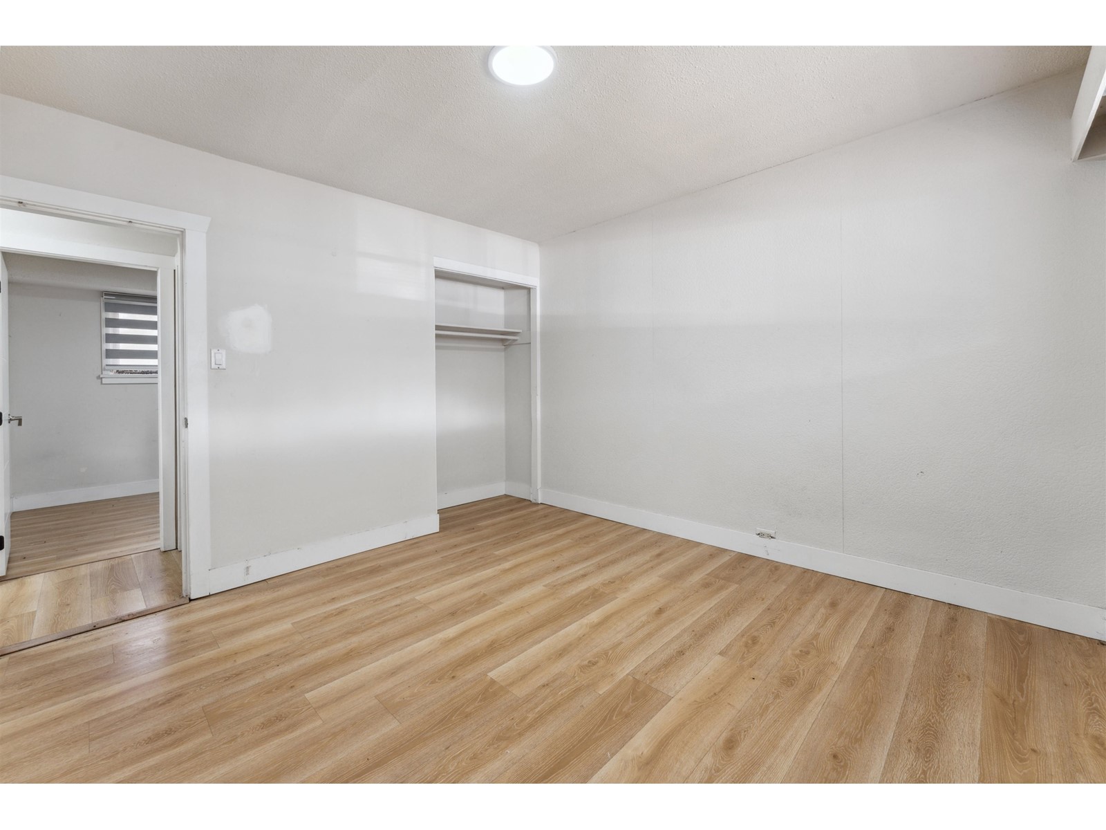 11803 96a Avenue, Surrey, British Columbia  V3V 2A4 - Photo 6 - R2972707