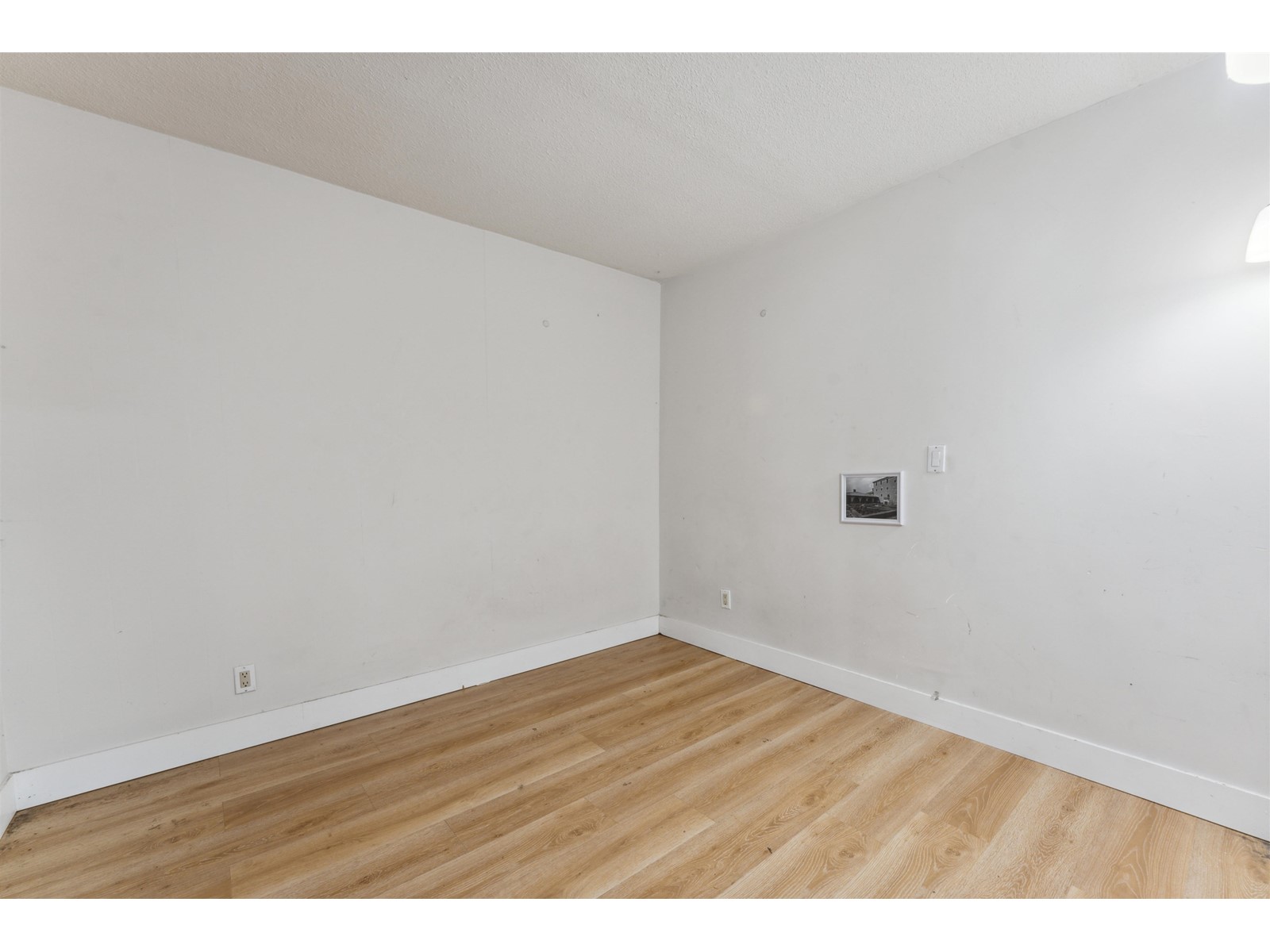 11803 96a Avenue, Surrey, British Columbia  V3V 2A4 - Photo 7 - R2972707