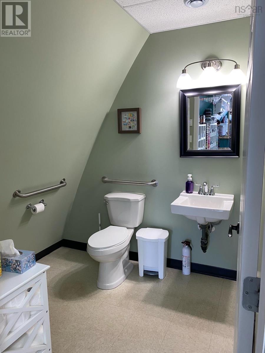 93 Centennial Drive, Windsor, Nova Scotia  B0N 2T0 - Photo 18 - 202503581