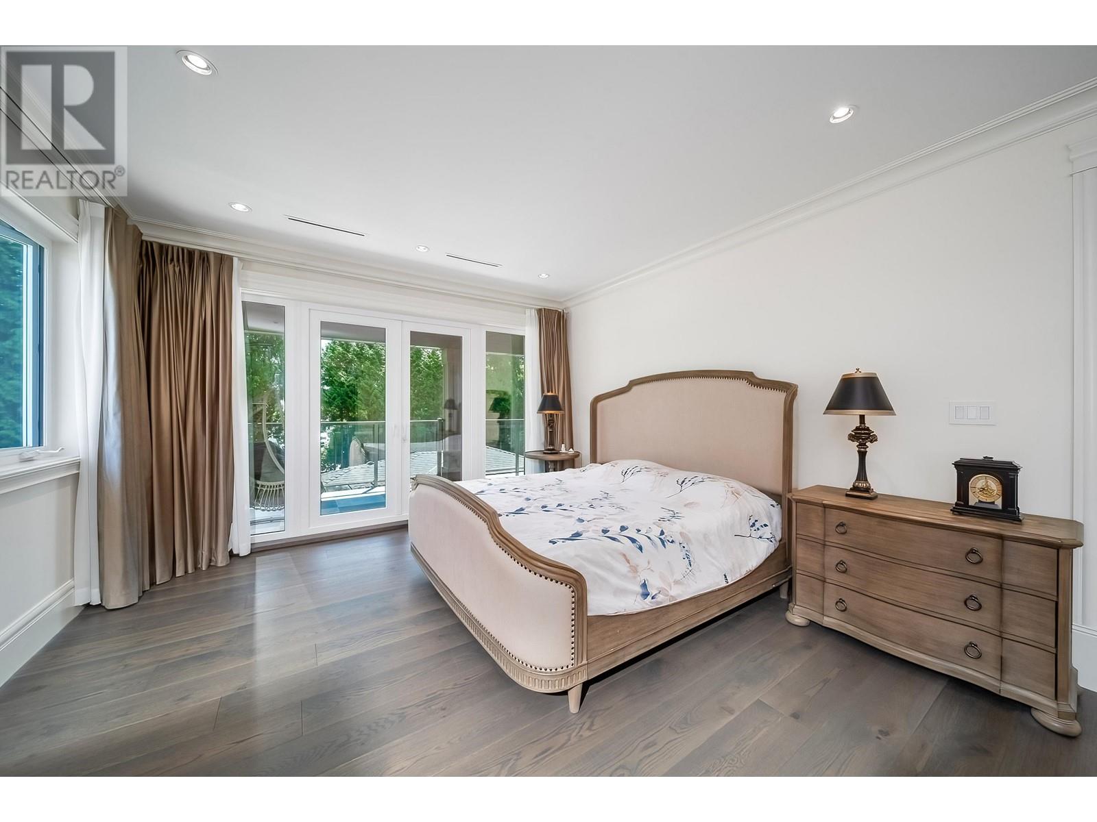 Listing Picture 22 of 40 : 7550 DORCHESTER DRIVE, Burnaby / 本拿比 - 魯藝地產 Yvonne Lu Group - MLS Medallion Club Member