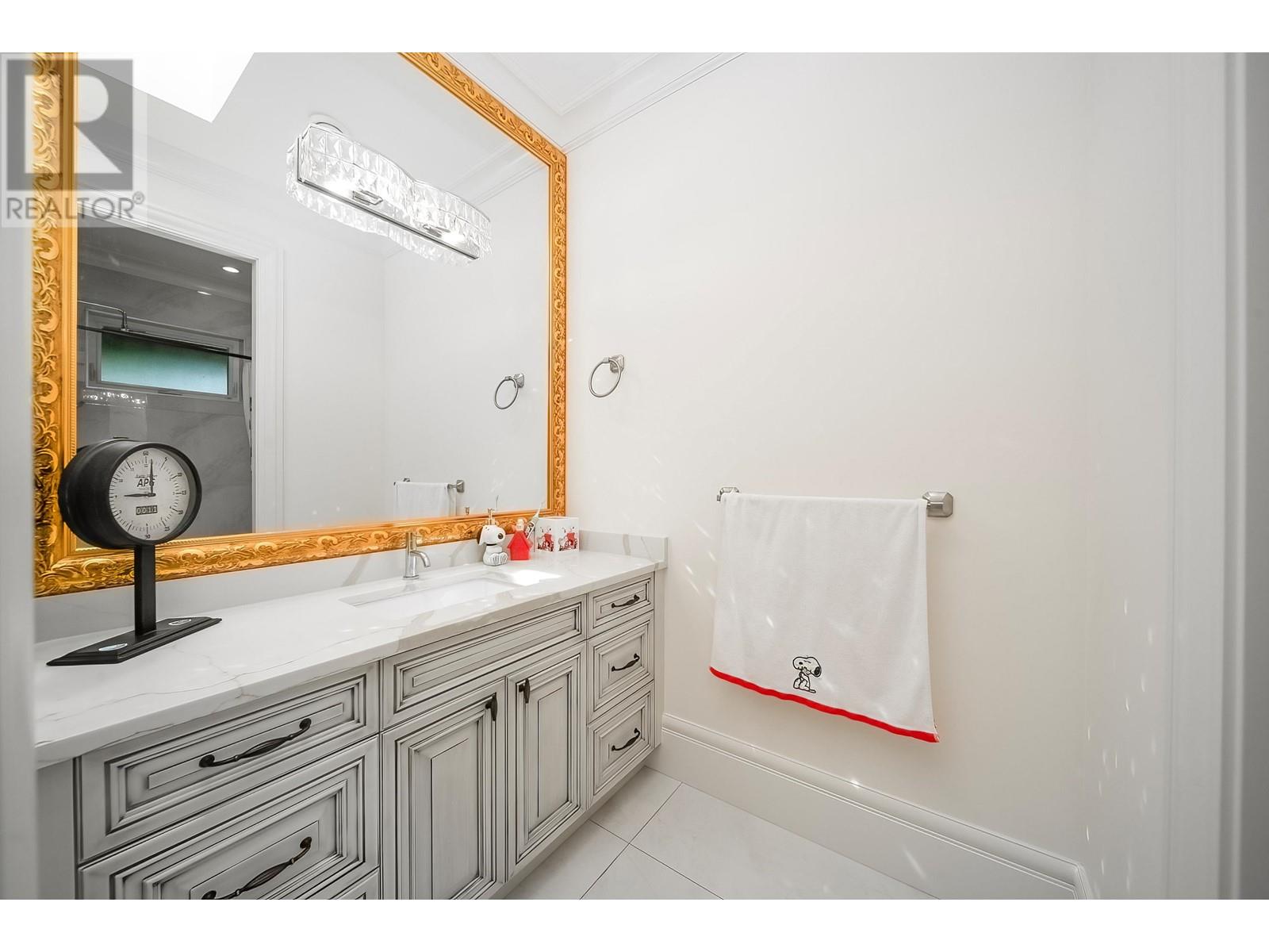 Listing Picture 20 of 40 : 7550 DORCHESTER DRIVE, Burnaby / 本拿比 - 魯藝地產 Yvonne Lu Group - MLS Medallion Club Member