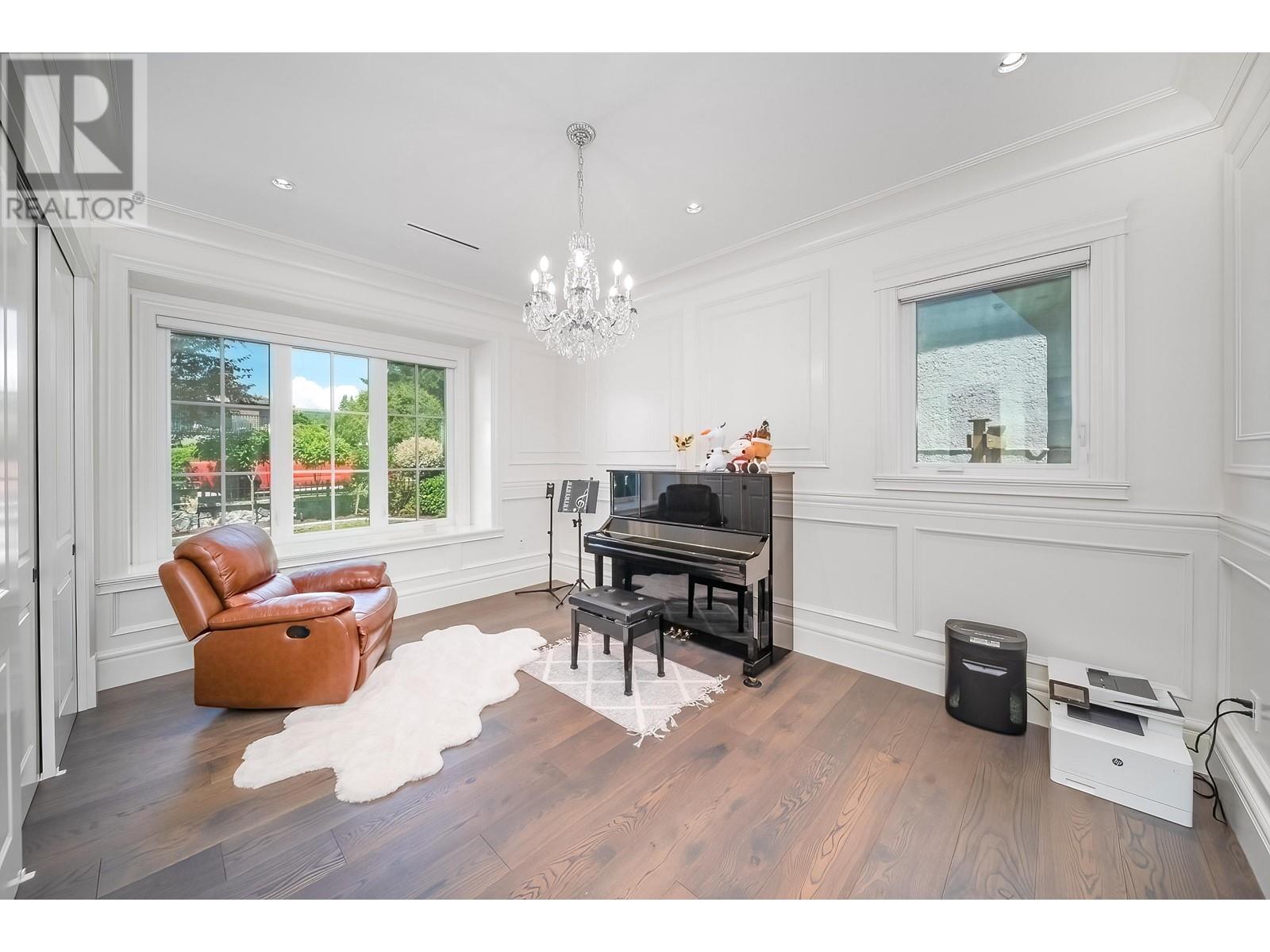 Listing Picture 19 of 40 : 7550 DORCHESTER DRIVE, Burnaby / 本拿比 - 魯藝地產 Yvonne Lu Group - MLS Medallion Club Member