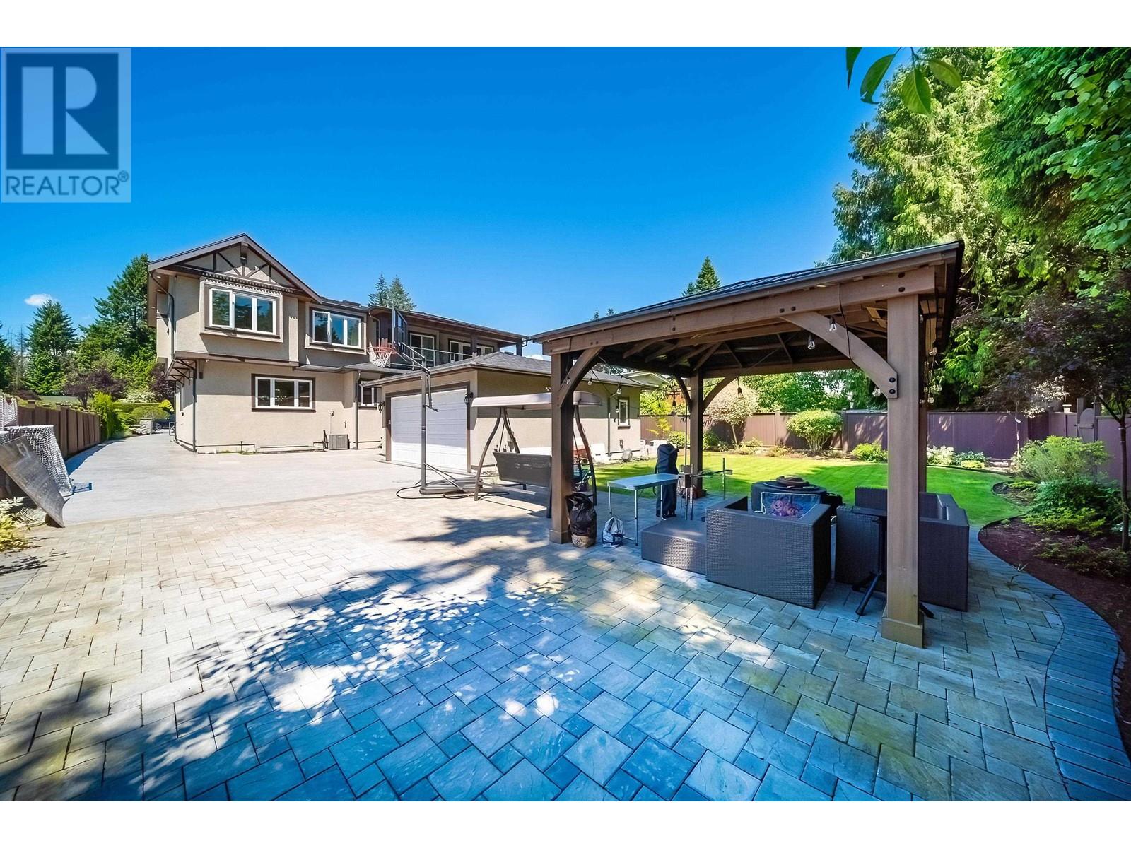 Listing Picture 38 of 40 : 7550 DORCHESTER DRIVE, Burnaby / 本拿比 - 魯藝地產 Yvonne Lu Group - MLS Medallion Club Member