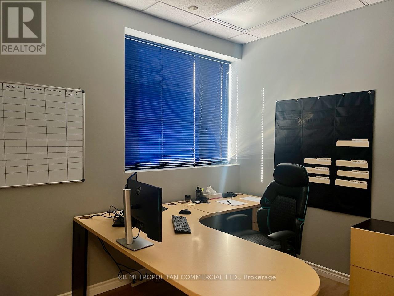 Property at 180 CHATHAM STREET image 4