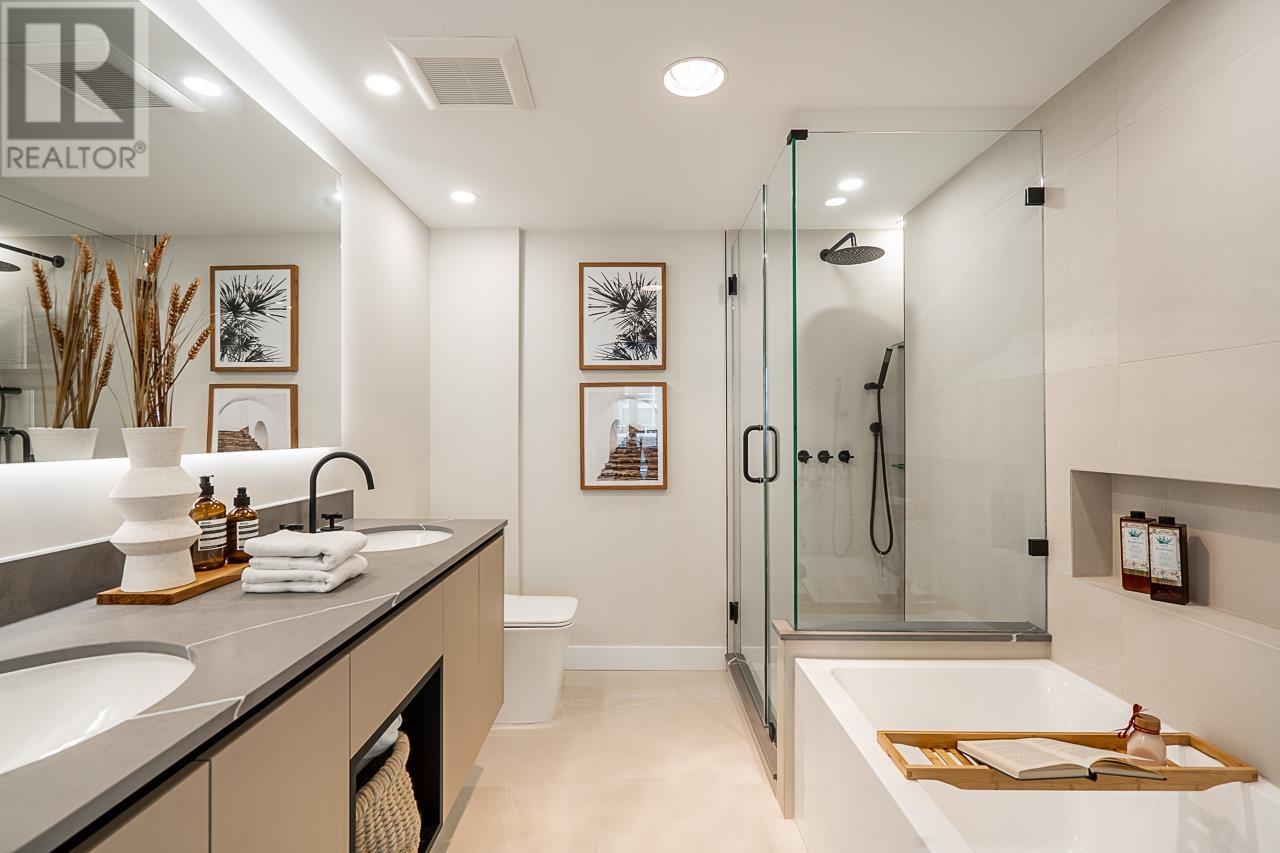 Listing Picture 20 of 37 : 703 1501 HOWE STREET, Vancouver / 溫哥華 - 魯藝地產 Yvonne Lu Group - MLS Medallion Club Member