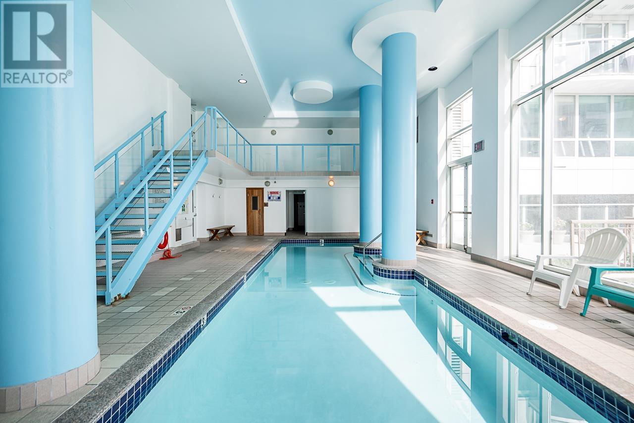 Listing Picture 32 of 37 : 703 1501 HOWE STREET, Vancouver / 溫哥華 - 魯藝地產 Yvonne Lu Group - MLS Medallion Club Member