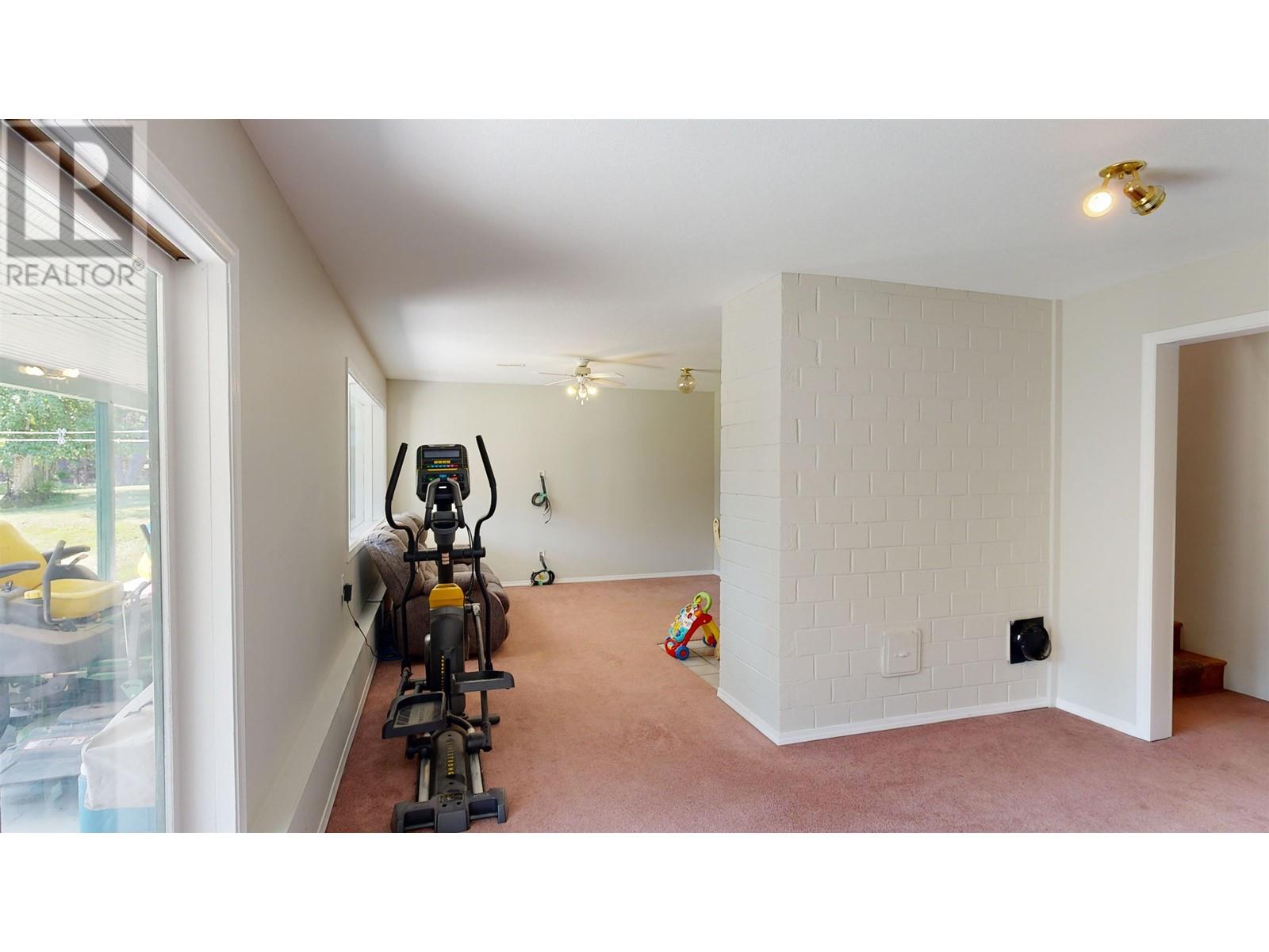 5902 Eastwood Road, 100 Mile House, British Columbia  V0K 2E1 - Photo 28 - R2972821