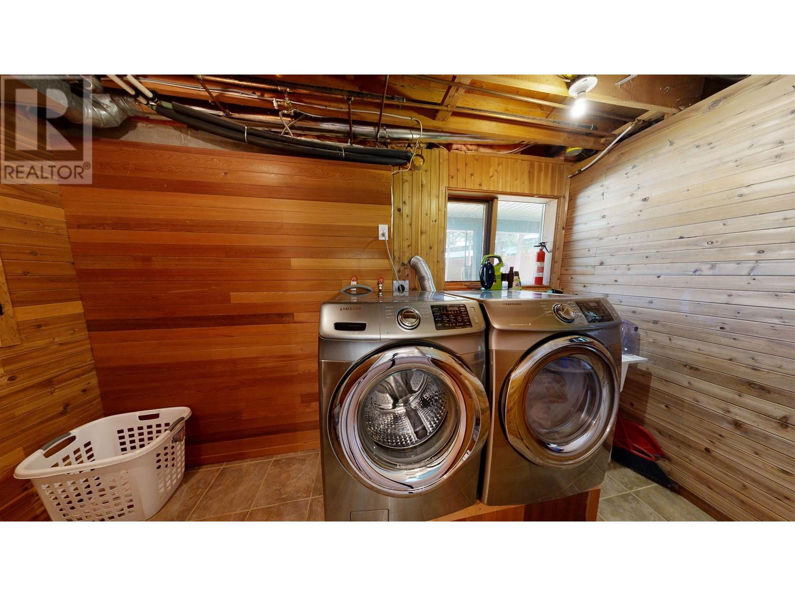 5902 Eastwood Road, 100 Mile House, British Columbia  V0K 2E1 - Photo 31 - R2972821