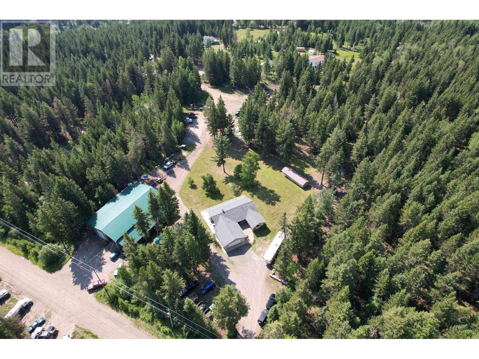 5902 Eastwood Road, 100 Mile House, British Columbia  V0K 2E1 - Photo 5 - R2972821