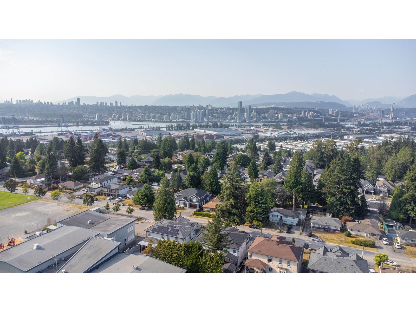 11712 97 Avenue, Surrey, British Columbia  V3V 2B8 - Photo 24 - R2972355