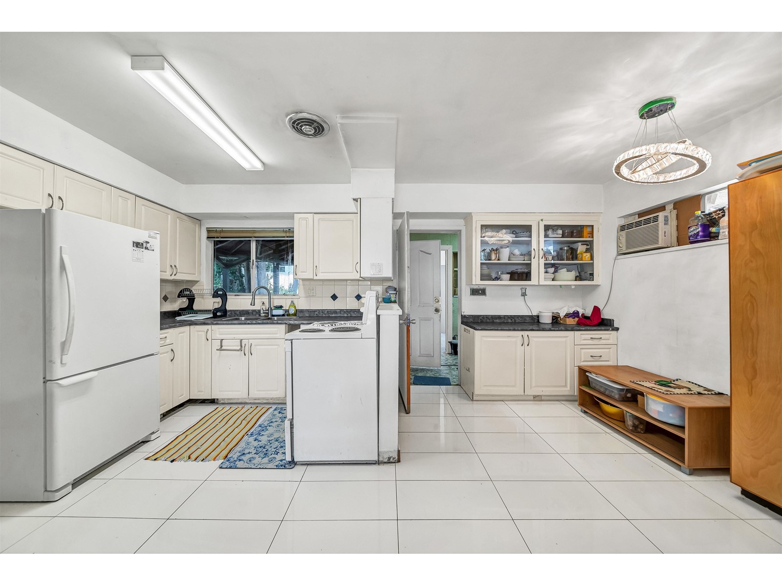 11712 97 Avenue, Surrey, British Columbia  V3V 2B8 - Photo 8 - R2972355