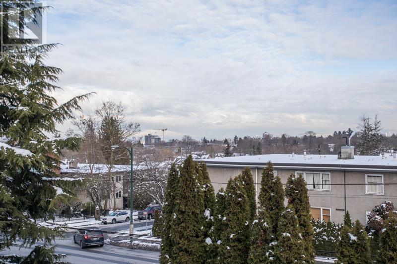 301 1023 Wolfe Avenue, Vancouver, British Columbia  V6H 1V6 - Photo 2 - R2972031
