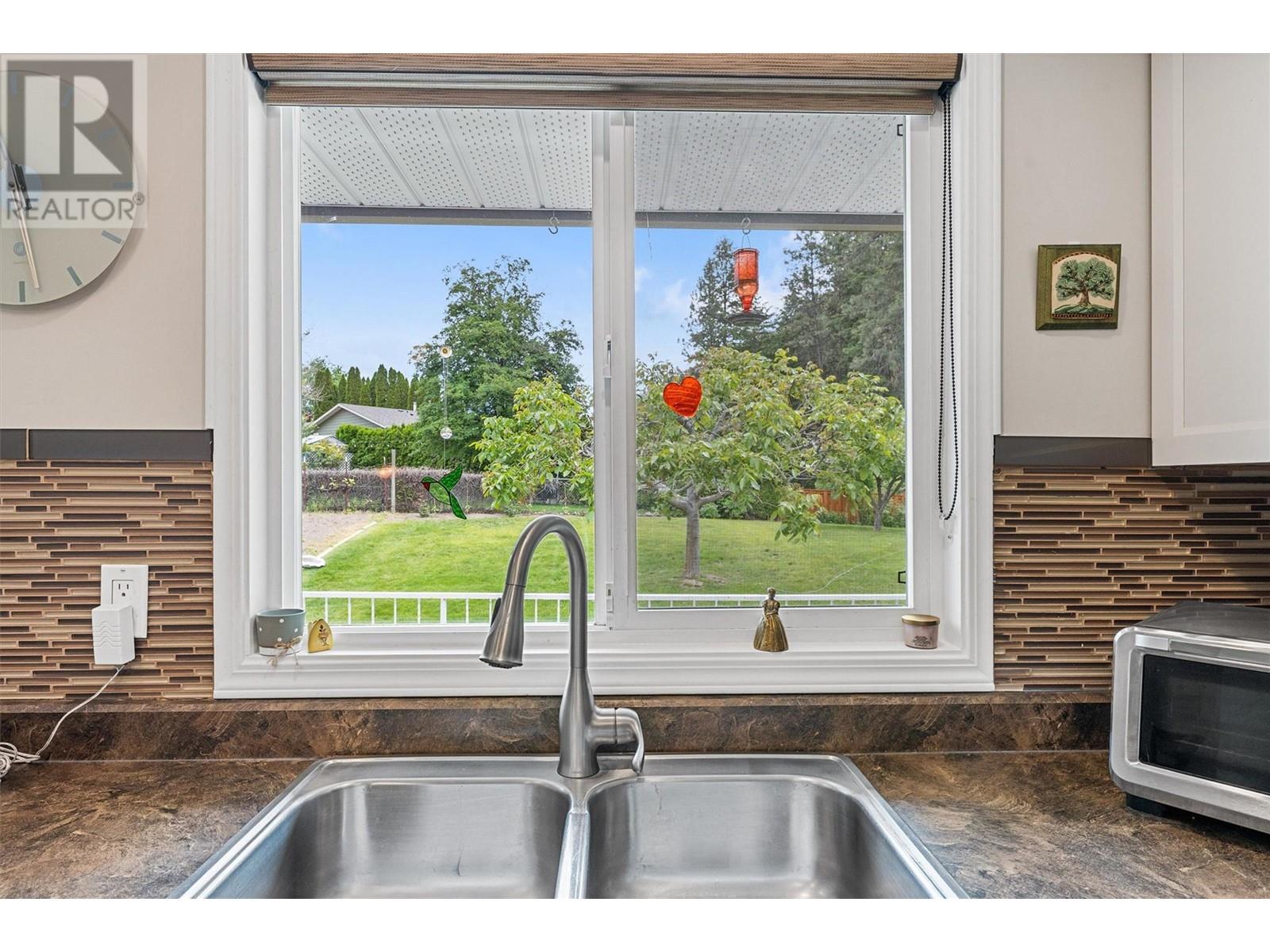 1269 Marlyn Court, West Kelowna, British Columbia  V1Z 3A5 - Photo 9 - 10334340