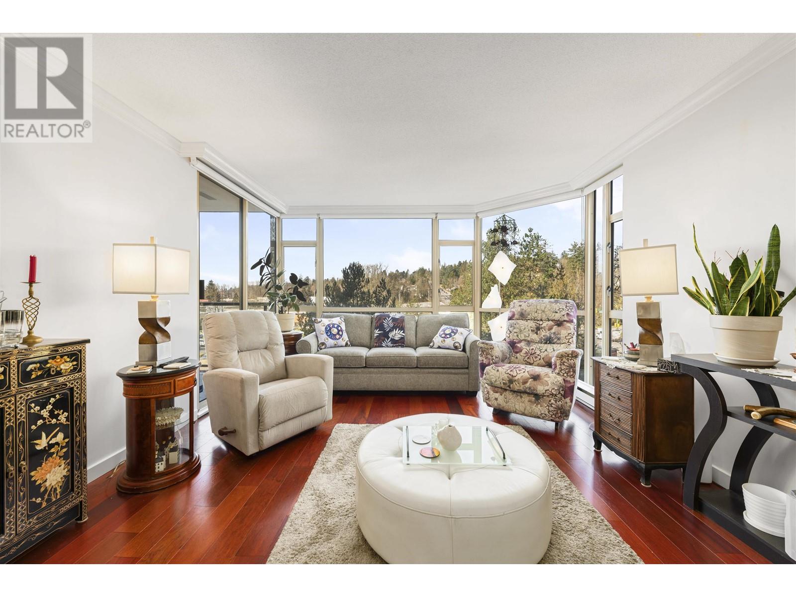 Property at 406 1327 E KEITH ROAD image 3