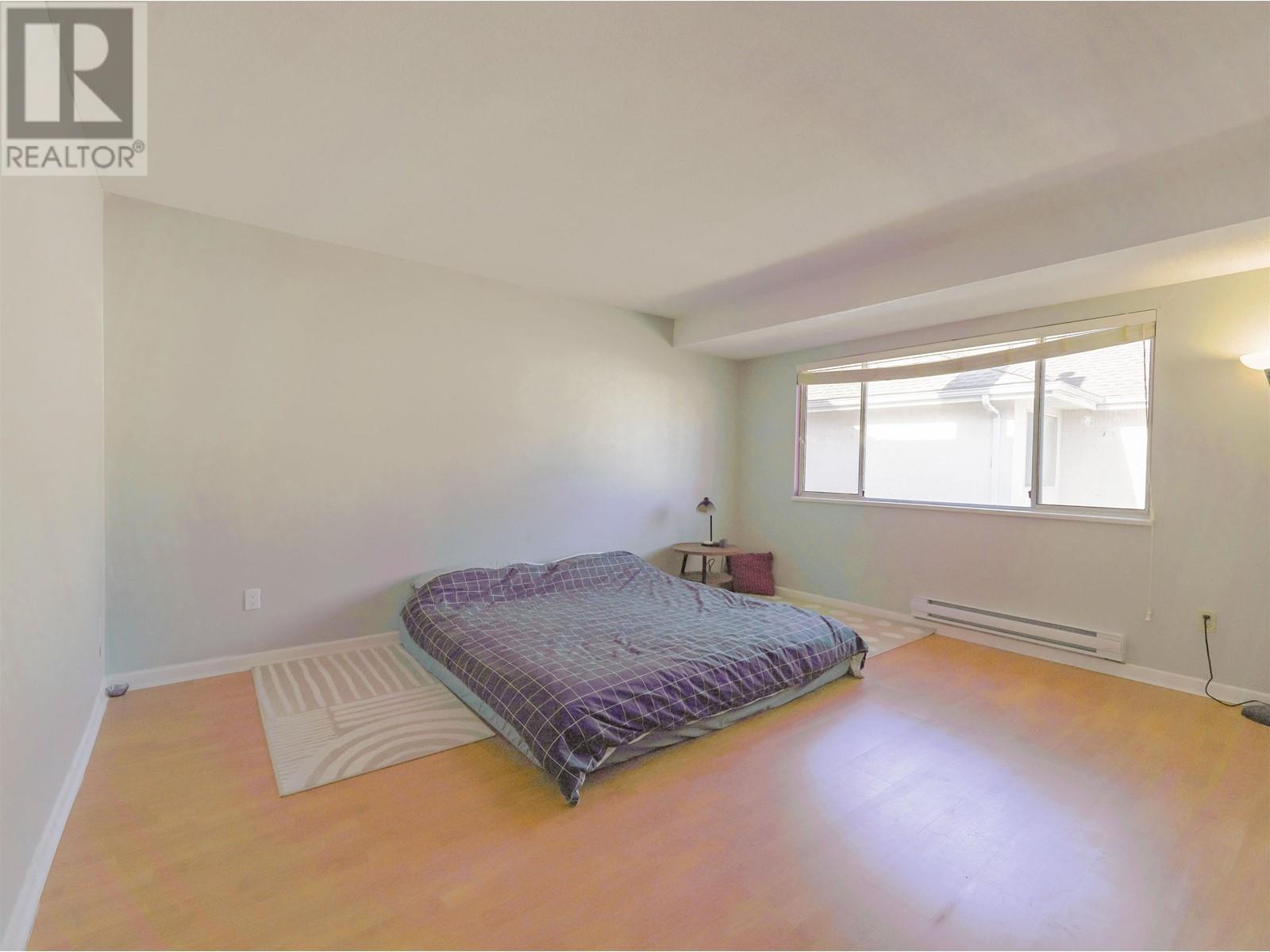 Listing Picture 21 of 40 : 8 8220 BENNETT ROAD, Richmond / 烈治文 - 魯藝地產 Yvonne Lu Group - MLS Medallion Club Member