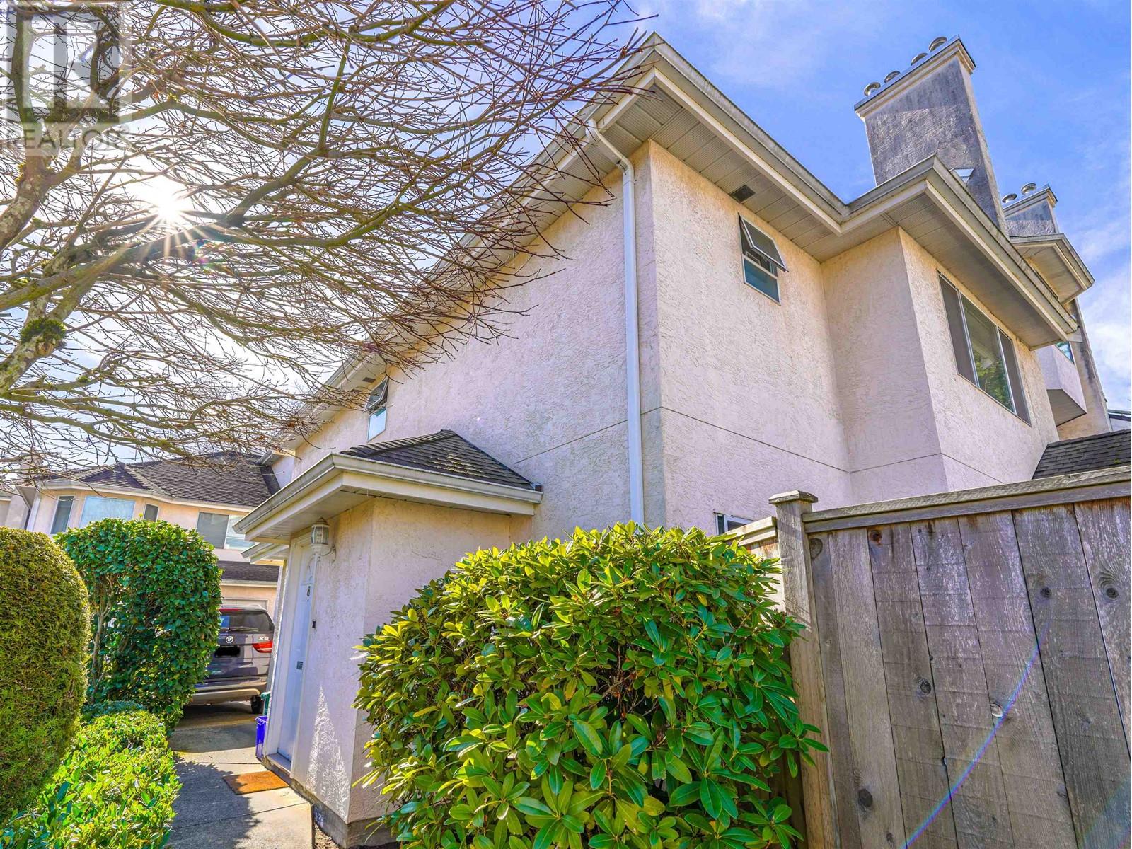 Listing Picture 39 of 40 : 8 8220 BENNETT ROAD, Richmond / 烈治文 - 魯藝地產 Yvonne Lu Group - MLS Medallion Club Member