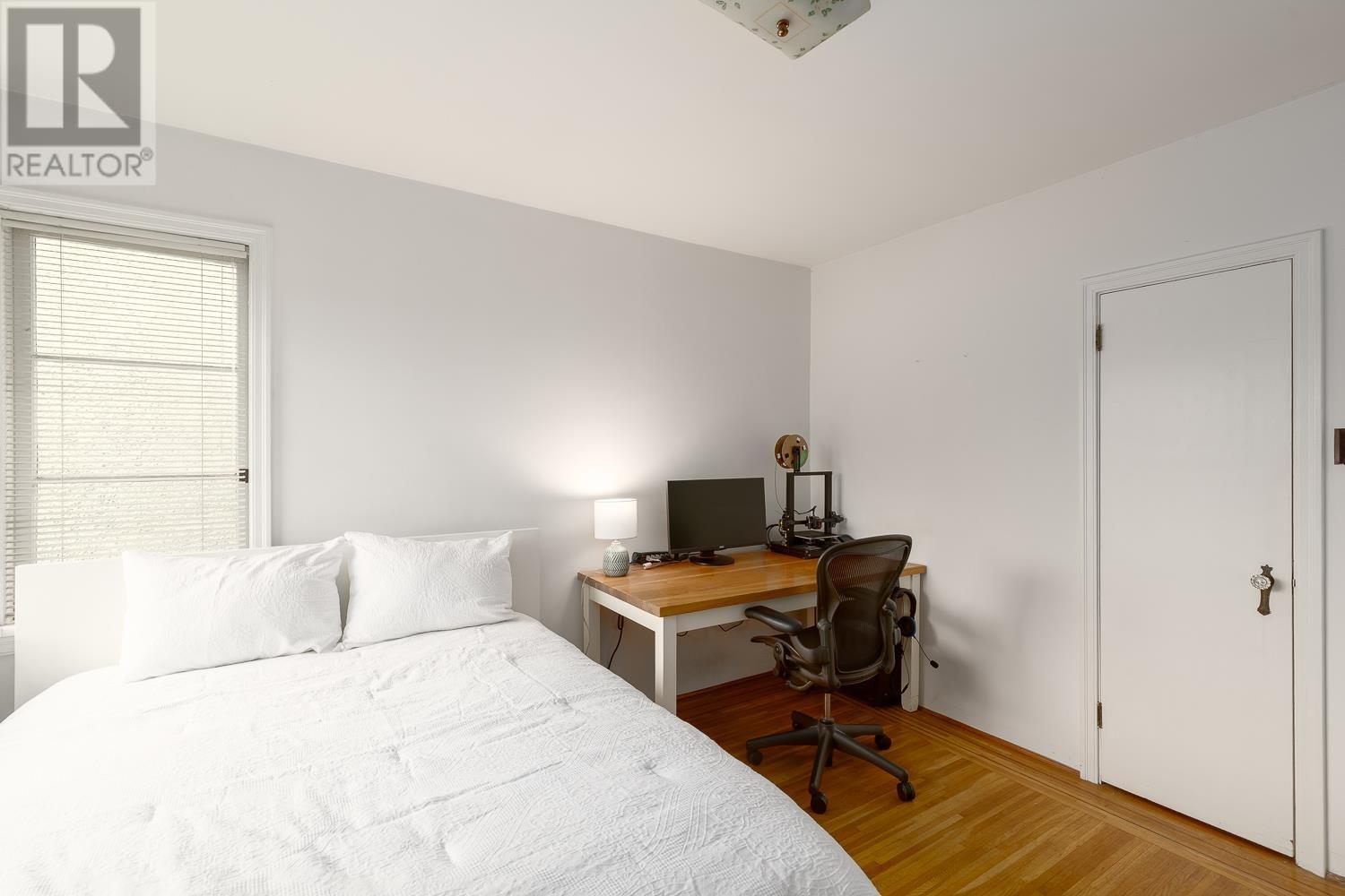 Listing Picture 16 of 40 : 626 E 21ST AVENUE, Vancouver / 溫哥華 - 魯藝地產 Yvonne Lu Group - MLS Medallion Club Member