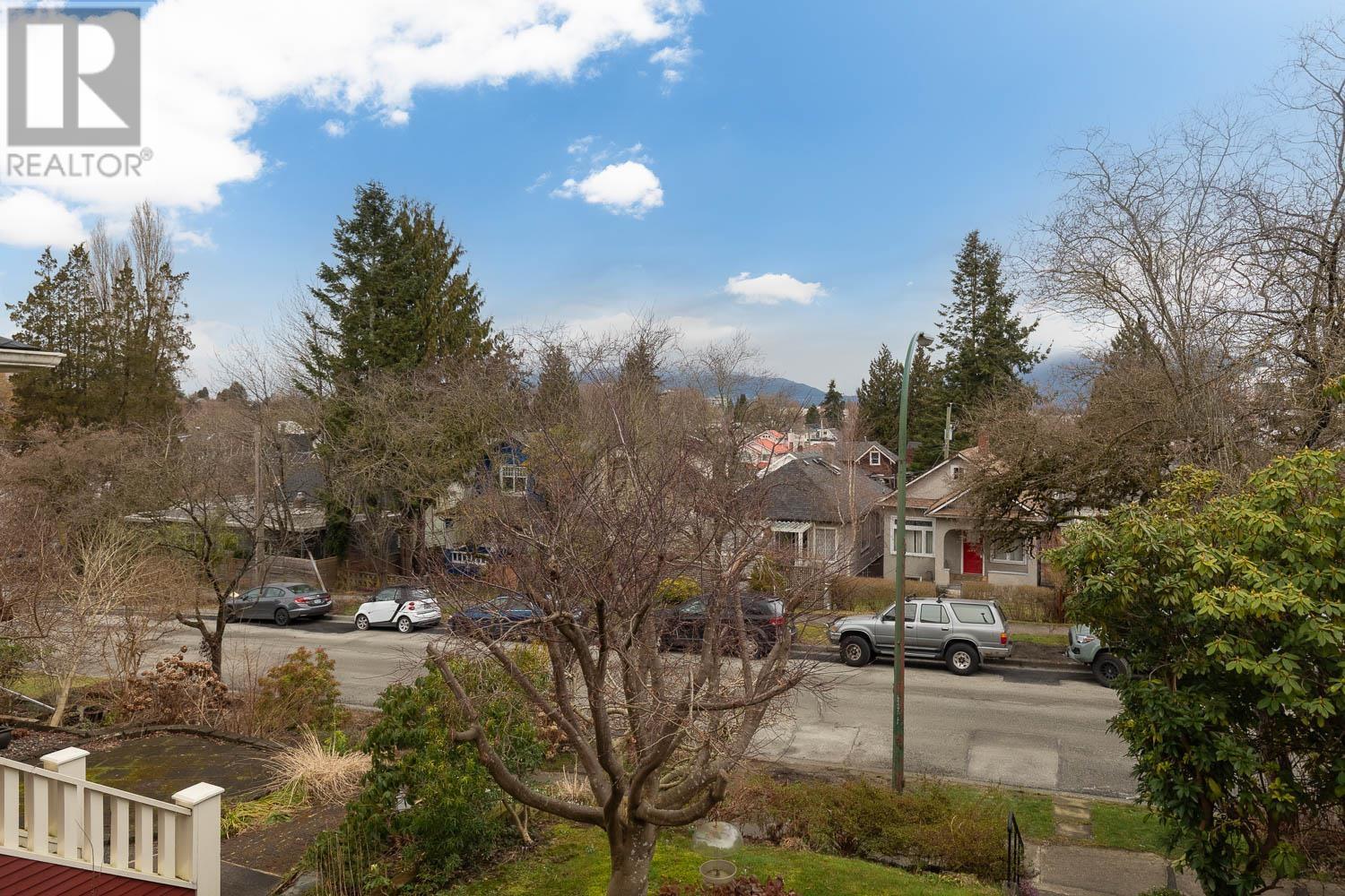 Listing Picture 33 of 40 : 626 E 21ST AVENUE, Vancouver / 溫哥華 - 魯藝地產 Yvonne Lu Group - MLS Medallion Club Member