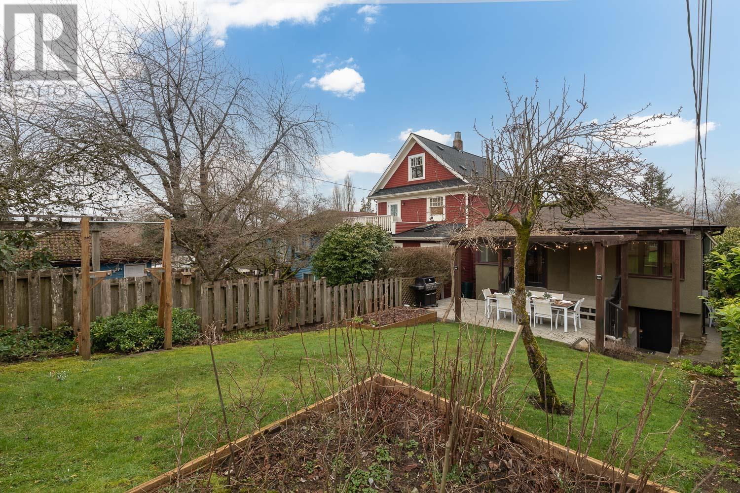 Listing Picture 37 of 40 : 626 E 21ST AVENUE, Vancouver / 溫哥華 - 魯藝地產 Yvonne Lu Group - MLS Medallion Club Member