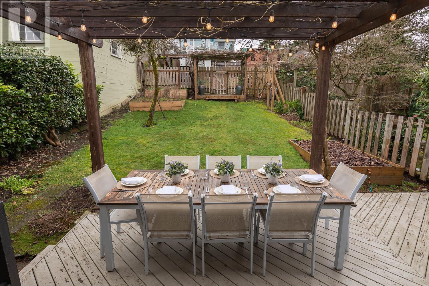 Listing Picture 4 of 40 : 626 E 21ST AVENUE, Vancouver / 溫哥華 - 魯藝地產 Yvonne Lu Group - MLS Medallion Club Member