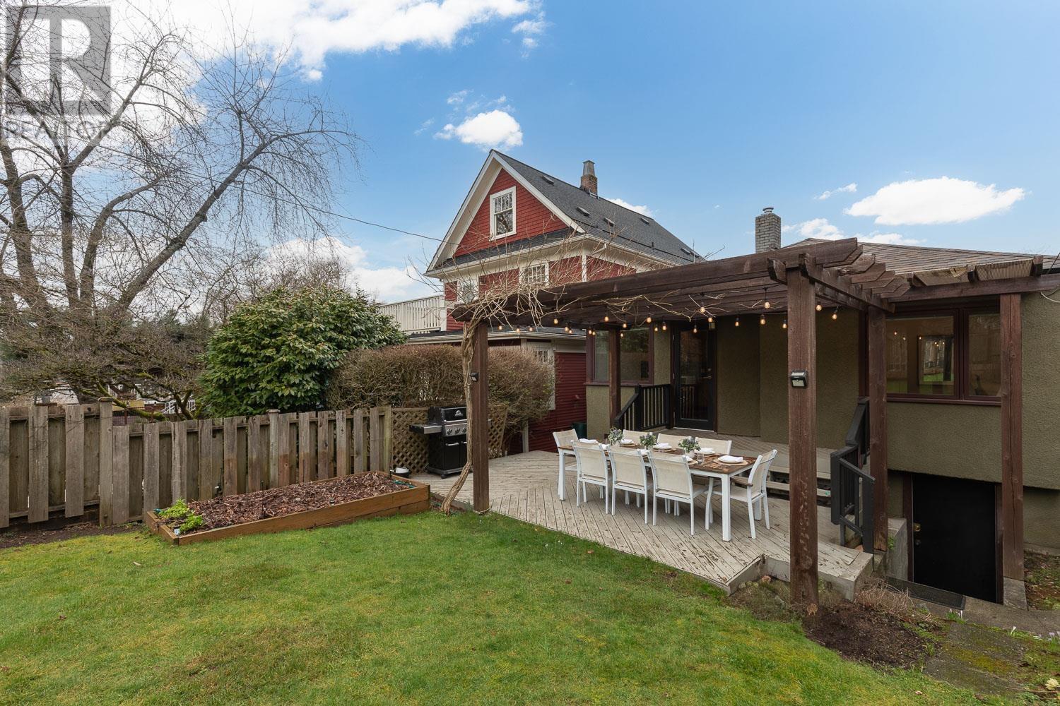 Listing Picture 6 of 40 : 626 E 21ST AVENUE, Vancouver / 溫哥華 - 魯藝地產 Yvonne Lu Group - MLS Medallion Club Member